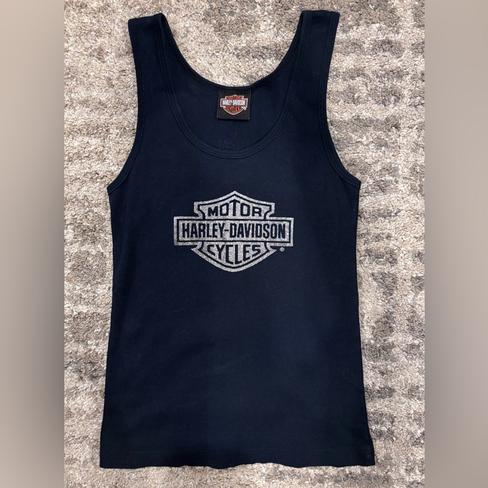 Harley-Davidson tank top with the Black and silver Logo Patch.  Juniors Size M